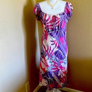 Simple Hawaiian dress. Medium